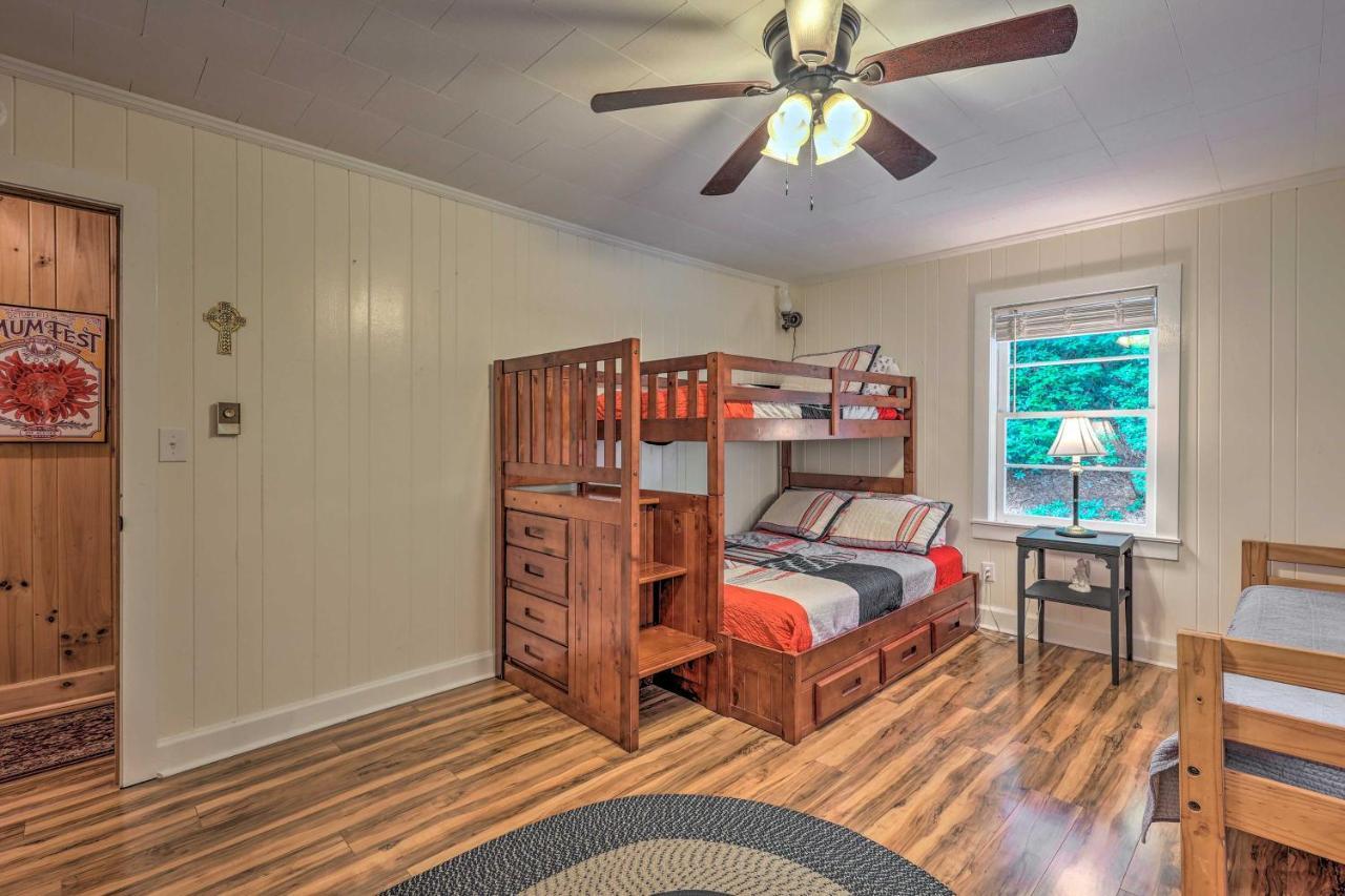 הוילה Peaceful Roaring Gap Retreat With Fire Pit And Patio! מראה חיצוני תמונה